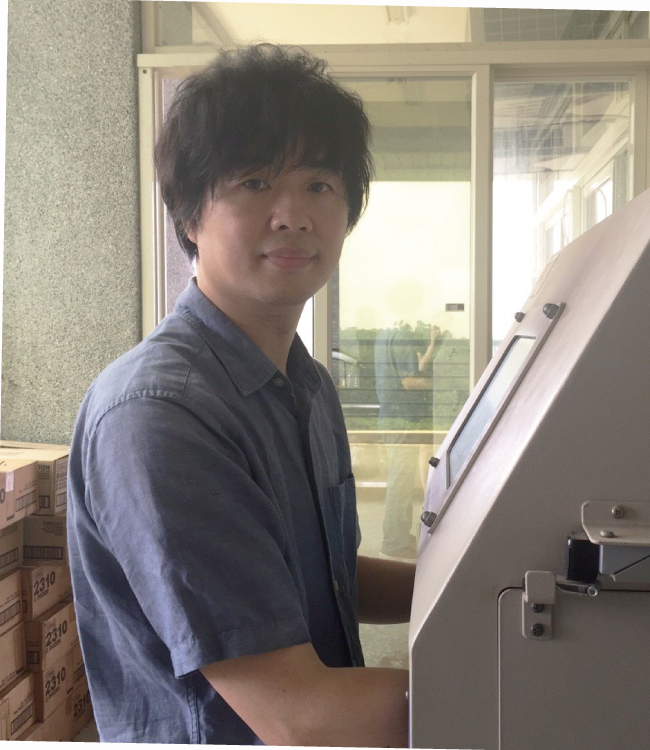 藝術家郭原森